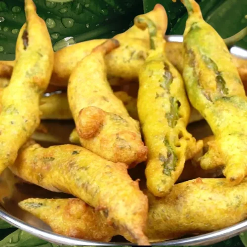 big green chilli Pakoda Recipe